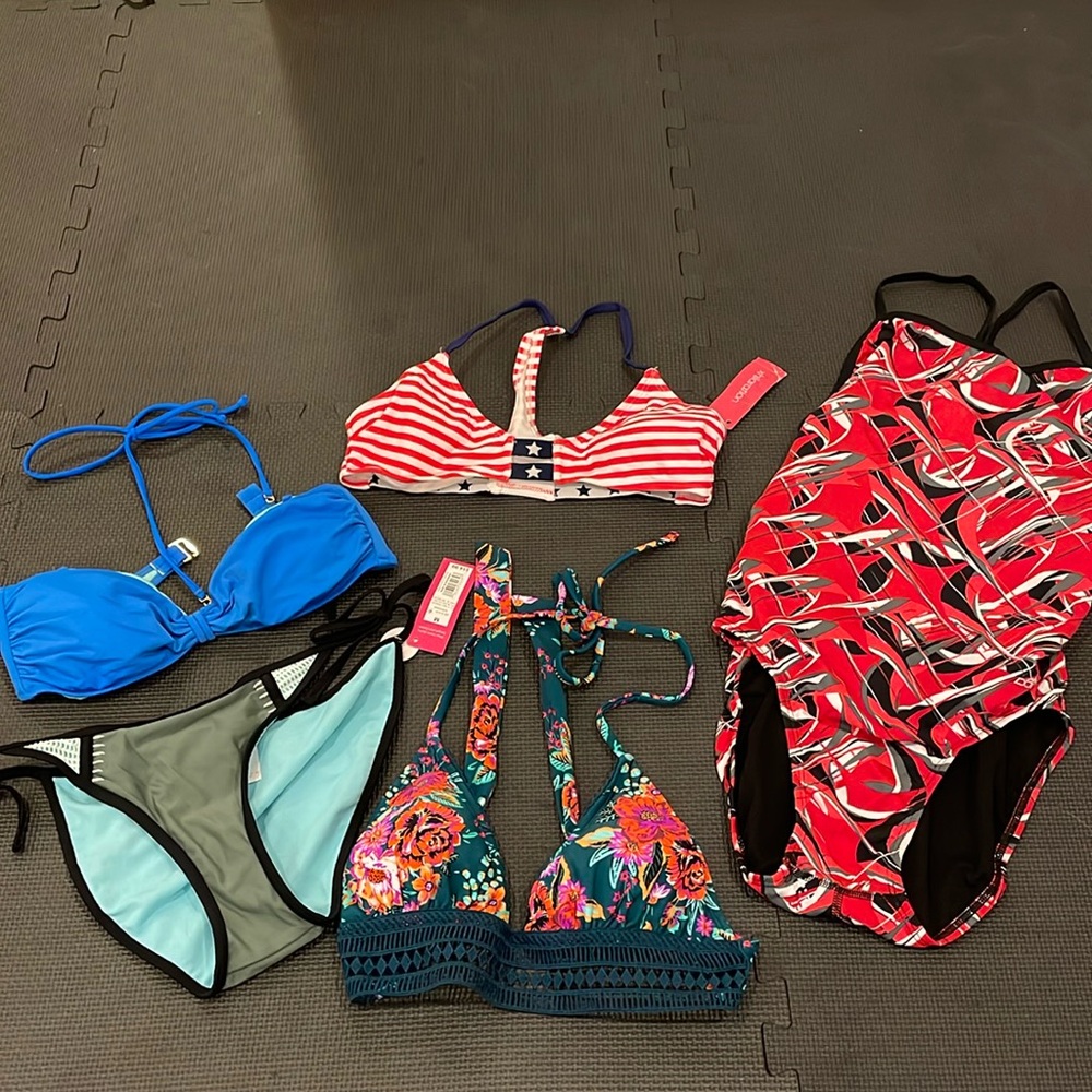 MOVING SALE ALL MUST GO: Swimsuit bundle!